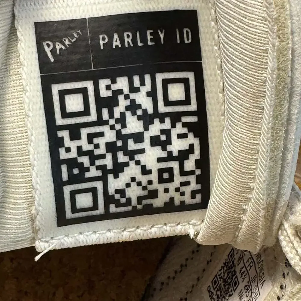 NWOT ADIDAS Superstar Parley 'Cloud White' Men’s 10- GV7615